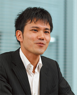 丸山哲史
