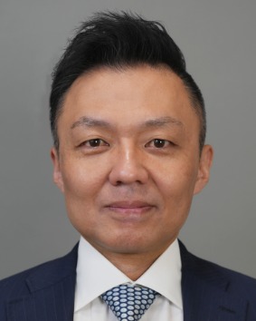 前川 卓也